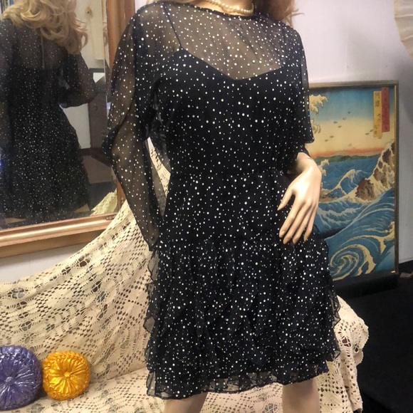 VINTAGE BLACK WITH WHITE POLKA DOT DRESS WITH RUFFLES ON SKIRT ADORABLE SIZE 8 - Picture 2 of 16